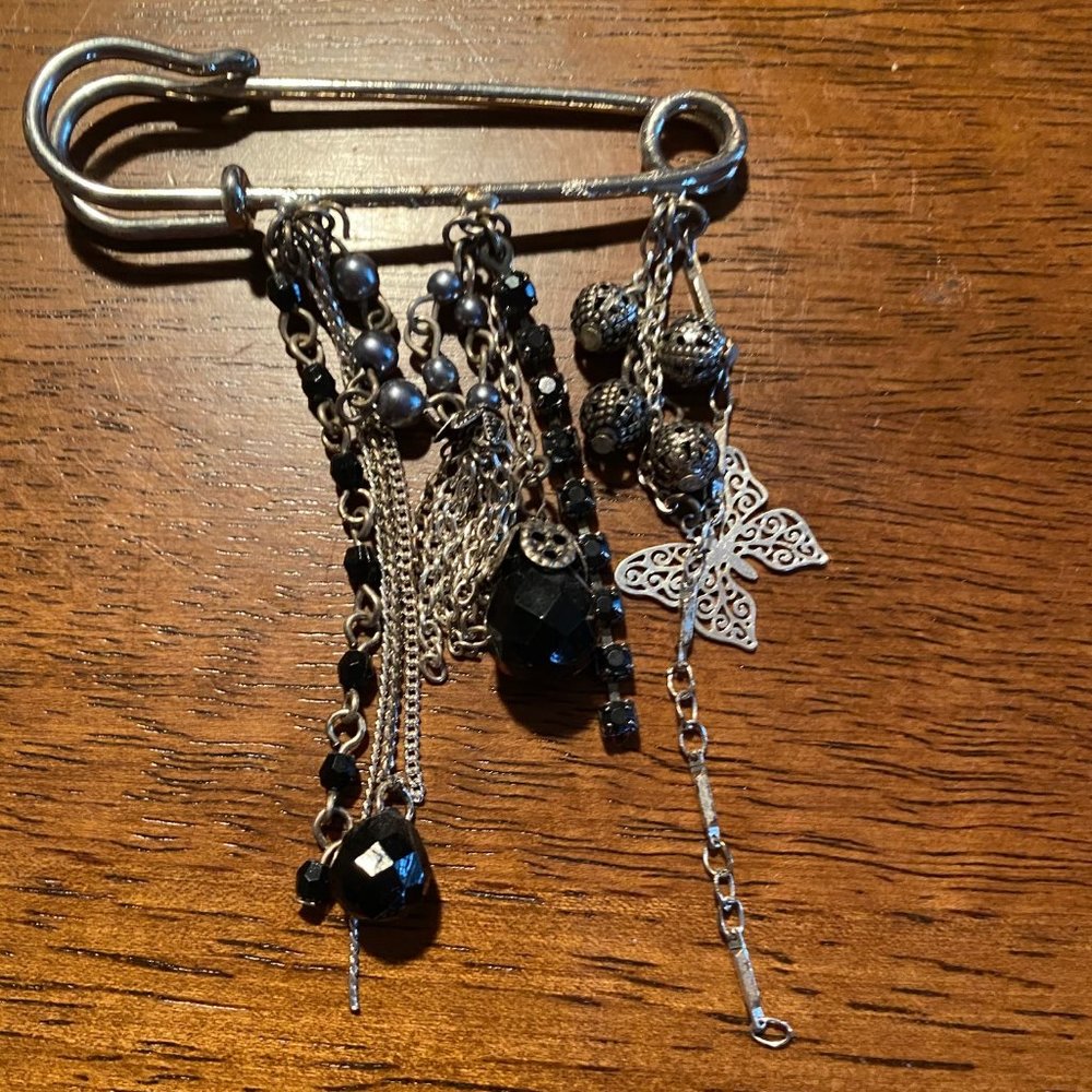 Pin with Butterfly